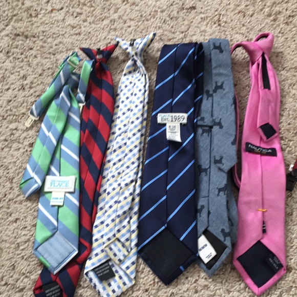 Boys ties, multiple sizes , some clip on - Picture 2 of 2